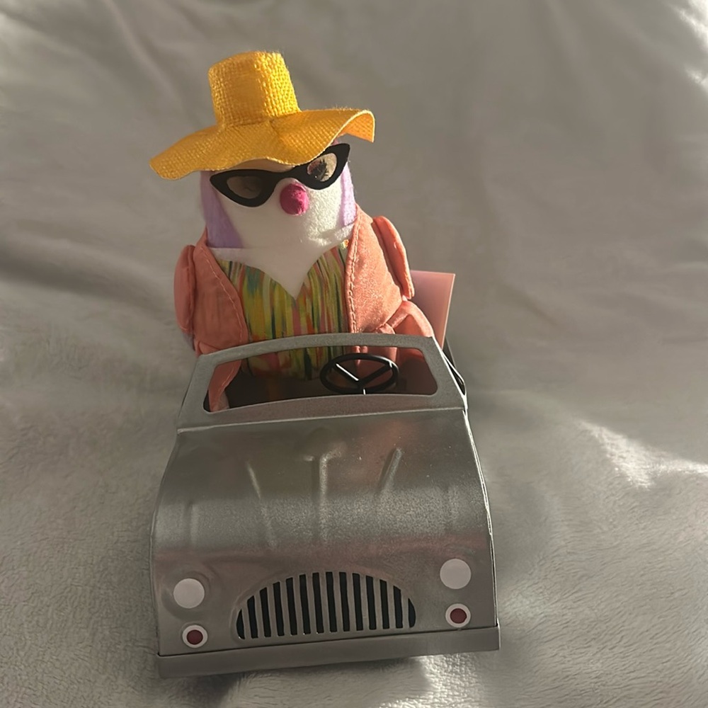 Rare Movie Star Metal Car for Target Pride Featherly Friends (Bird Sold Sep)-NEW